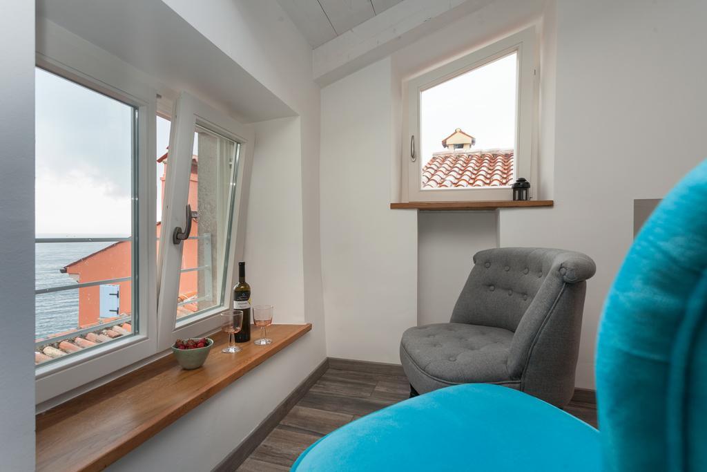 Apartments And Rooms Hey Ровинь Экстерьер фото