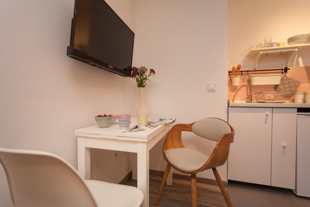 Apartments And Rooms Hey Ровинь Экстерьер фото
