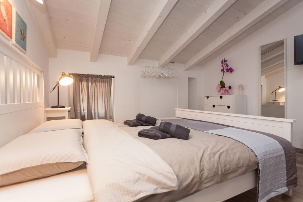 Apartments And Rooms Hey Ровинь Экстерьер фото
